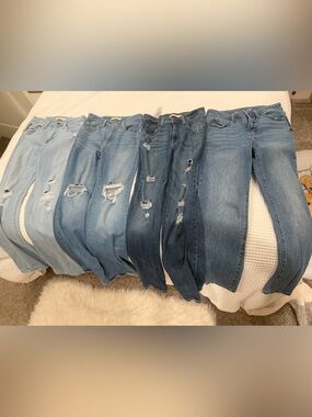 Women’s Distressed Blue Denim Levi 726 Flair Jeans - Multiple Washes (3 pairs)